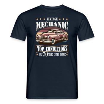 70th Birthday 1994 1995 Car Mechanic Classic Car - Men's T-Shirt - navy - Front - AI Model Male 178 light (178cm)