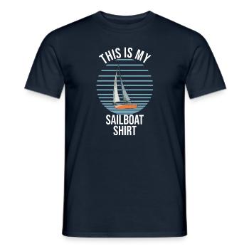 Sailboat This Is My Sailboat Shirt - Männer T-Shirt - Navy - Vorne - AI Model Male 178 light (178cm)