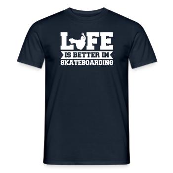 La vie est meilleure en skateboard - T-shirt homme - marine - Devant - AI Model Male 178 light (178cm)