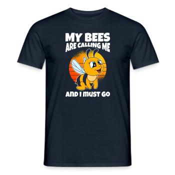 My Bees Are Calling Me And I Must Go - Männer T-Shirt - Navy - Vorne - AI Model Male 178 light (178cm)
