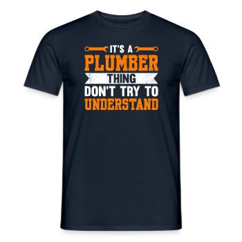 C’est un truc de plombier, n’essayez pas de comprendre - T-shirt homme - marine - Devant - AI Model Male 178 light (178cm)