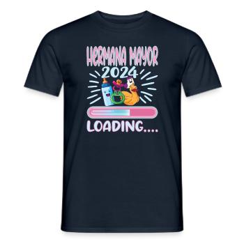 Schwester 2024 Hermana Mayor 2024 - Männer T-Shirt - Navy - Vorne - AI Model Male 178 light (178cm)