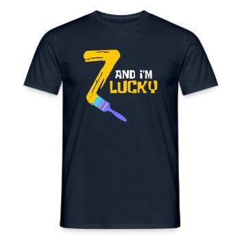 7 Jahre Glückszahl 7 Nummer Sieben - Männer T-Shirt - Navy - Vorne - AI Model Male 178 light (178cm)
