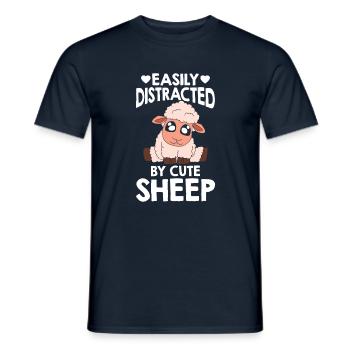 Lustige Schafe Abgelenkt Durch Niedliche Schafe - Männer T-Shirt - Navy - Vorne - AI Model Male 178 light (178cm)