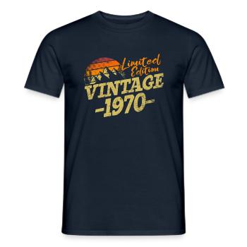 50. Geburtstag Vintage 1970 50 Jahre Geschenk - Männer T-Shirt - Navy - Vorne - AI Model Male 178 light (178cm)
