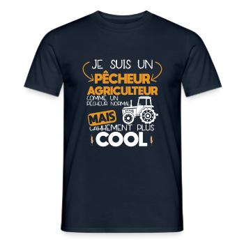 Pêcheur - Pêche - Cadeau - Humour - Agriculteur - T-shirt homme - marine - Devant - AI Model Male 178 light (178cm)