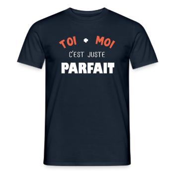 Amoureux humour couple saint valentin - T-shirt homme - marine - Devant - AI Model Male 178 light (178cm)