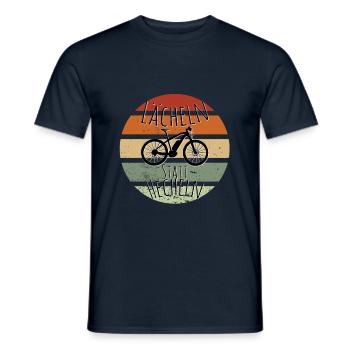 Lustiger E-bike Spruch Lächeln statt hecheln Rente - Männer T-Shirt - Navy - Vorne - AI Model Male 178 light (178cm)
