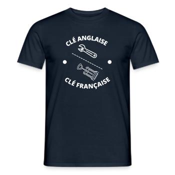 Clé anglaise, clé française bricoleur - T-shirt homme - marine - Devant - AI Model Male 178 light (178cm)