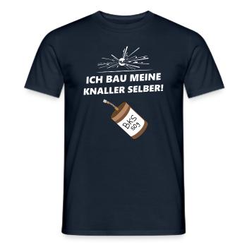 Pyro construit des feux d’artifice - T-shirt homme - marine - Devant - AI Model Male 178 light (178cm)