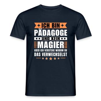 Ich bin Pädagoge und kein Magier - Männer T-Shirt - Navy - Vorne - AI Model Male 178 light (178cm)