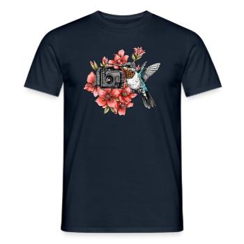 Hummingbird in bloom with camera - Men's T-Shirt - navy - Front - AI Model Male 178 light (178cm)
