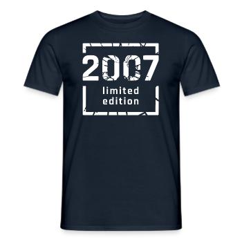 2007 limited edition 16. Geburtstag - Männer T-Shirt - Navy - Vorne - AI Model Male 178 light (178cm)