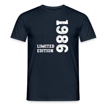 1986 Geburtsjahr Retro - Männer T-Shirt - Navy - Vorne - AI Model Male 178 light (178cm)