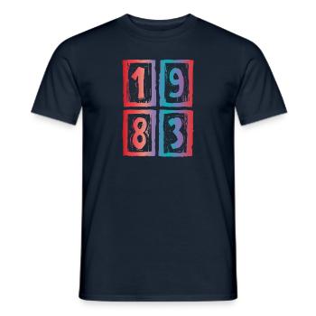 1983 40e anniversaire - T-shirt homme - marine - Devant - AI Model Male 178 light (178cm)