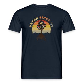 Vintage 1977 - Men's T-Shirt - navy - Front - AI Model Male 178 light (178cm)