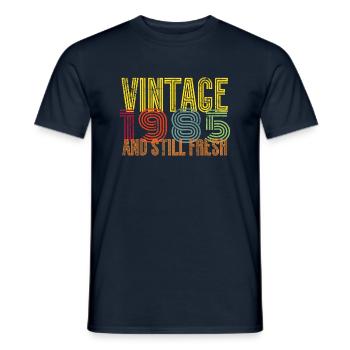 1985 Jahrgang Vintage Geburtstag Geschenk - Männer T-Shirt - Navy - Vorne - AI Model Male 178 light (178cm)