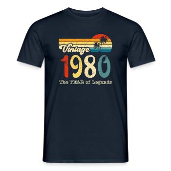 Vintage 1980 - Männer T-Shirt - Navy - Vorne - AI Model Male 178 light (178cm)