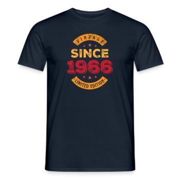 Vintage 1966 - Männer T-Shirt - Navy - Vorne - AI Model Male 178 light (178cm)