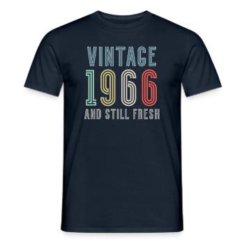 Vintage 1966 - Männer T-Shirt - Navy - Vorne - AI Model Male 178 light (178cm)