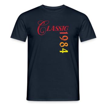 1984 Vintage - Männer T-Shirt - Navy - Vorne - AI Model Male 178 light (178cm)