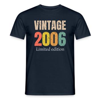 Jahrgang 2006 Limitierte Auflage - Männer T-Shirt - Navy - Vorne - AI Model Male 178 light (178cm)