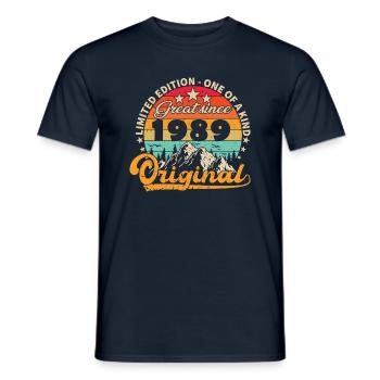 Millésime Né(e) 1989 Cadeau Anniversaire. - T-shirt homme - marine - Devant - AI Model Male 178 light (178cm)