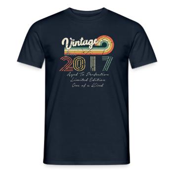 2017 Vintage Klassiker 2017 - Männer T-Shirt - Navy - Vorne - AI Model Male 178 light (178cm)