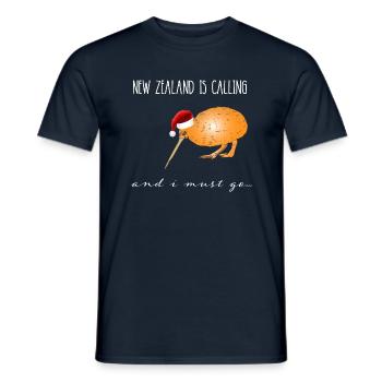 New Zealand is calling, and I must go Neuseeland - Männer T-Shirt - Navy - Vorne - AI Model Male 178 light (178cm)