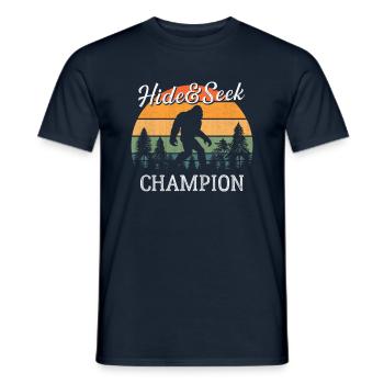 Bigfoot Hide and Seek Champion T-Shirt - Männer T-Shirt - Navy - Vorne - AI Model Male 178 light (178cm)