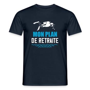 La plongée sous-marine mon plan de retraite humour - T-shirt homme - marine - Devant - AI Model Male 178 light (178cm)