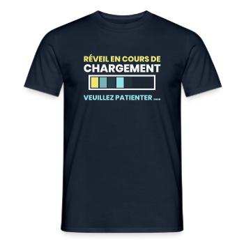 Alarm clock charging... - Men's T-Shirt - navy - Front - AI Model Male 178 light (178cm)