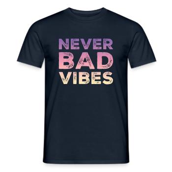 Good vibes - Männer T-Shirt - Navy - Vorne - AI Model Male 178 light (178cm)
