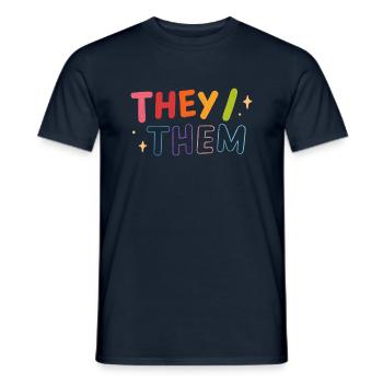 Pronomen they/them - Männer T-Shirt - Navy - Vorne - AI Model Male 178 light (178cm)
