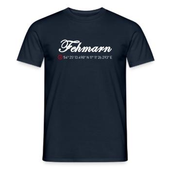 Fehmarn Koordinaten - Männer T-Shirt - Navy - Vorne - AI Model Male 178 light (178cm)