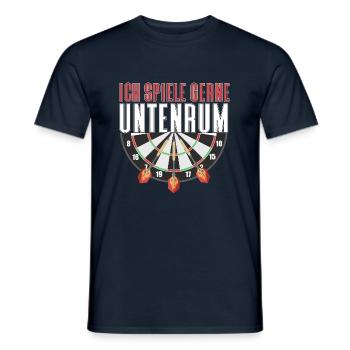 ich spiele gerne untenrum dart - Männer T-Shirt - Navy - Vorne - AI Model Male 178 light (178cm)