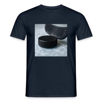 Eishockey - Schläger und Puck - Männer T-Shirt - Navy - Vorne - AI Model Male 178 light (178cm)