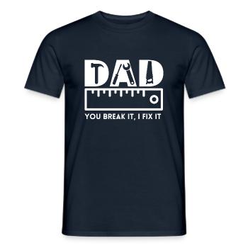 DAD, you break it, I fix it, Vatertag - Männer T-Shirt - Navy - Vorne - AI Model Male 178 light (178cm)