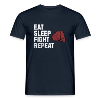 Manger, dormir, se battre, répéter : la vie d’un guerrier - T-shirt homme - marine - Devant - AI Model Male 178 light (178cm)