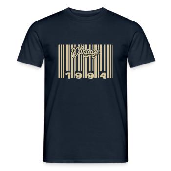 Jahrgang 1994 Barcode 1994: Jahr 2025. - Männer T-Shirt - Navy - Vorne - AI Model Male 178 light (178cm)