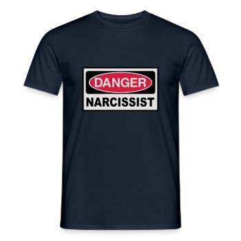2541614 115188447 narcissist - Männer T-Shirt - Navy - Vorne - AI Model Male 178 light (178cm)