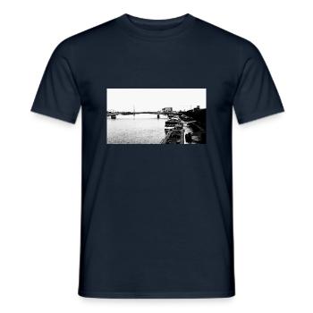 DARKCologne - Männer T-Shirt - Navy - Vorne - AI Model Male 178 light (178cm)