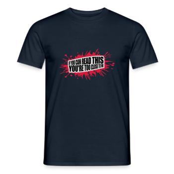 trop près de moi - T-shirt homme - marine - Devant - AI Model Male 178 light (178cm)