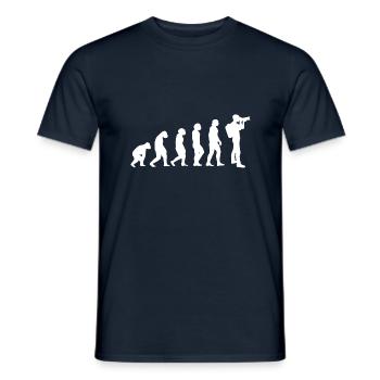 Evolution Fotograf - Männer T-Shirt - Navy - Vorne - AI Model Male 178 light (178cm)