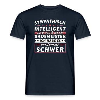 Sympathisch und intelligent - Bademeister Edition - Männer T-Shirt - Navy - Vorne - AI Model Male 178 light (178cm)