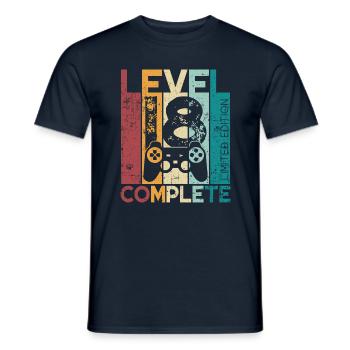 18 Geburtstag Level 18 Complete 18 Jahre Geschenk - Männer T-Shirt - Navy - Vorne - AI Model Male 178 light (178cm)