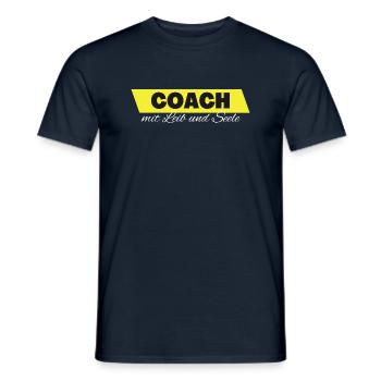 Coach mit Leib und Seele - Männer T-Shirt - Navy - Vorne - AI Model Male 178 light (178cm)