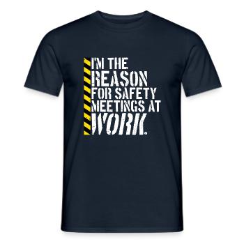 C’est drôle que je sois la raison des réunions de sécurité au travail - T-shirt homme - marine - Devant - AI Model Male 178 light (178cm)