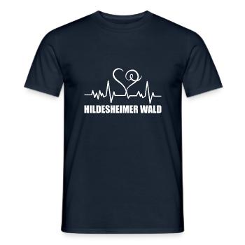 Heartbeat Hildesheimer Wald - Männer T-Shirt - Navy - Vorne - AI Model Male 178 light (178cm)