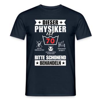 Dieser Physiker ist 70. Schonend behandeln - Männer T-Shirt - Navy - Vorne - AI Model Male 178 light (178cm)